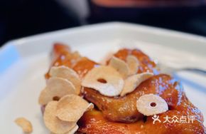 Golden Garlic Crispy Skin Chicken