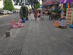 -汇泉广场