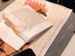 -麦当劳(汉口火车站候车室店)