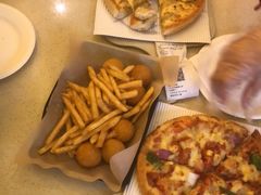 -尊宝比萨(石牌东店)