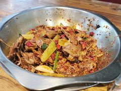 爆辣干锅鸭头-安诚居干锅鸭头(八角店)