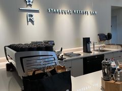 -星巴克臻选(上海淮海百盛购物中心店)