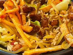 -卓雅桂林米粉