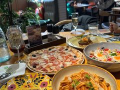 -JINNS锦时 steak&pizza(浸信会礼拜堂旧址店)