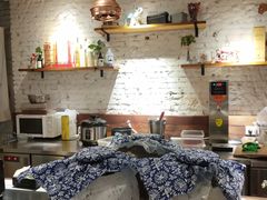 大堂-猫爷的腔调·黔小馆(交大医学住宅区店)