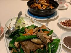 芥兰牛肉鱿鱼须-凤城礼记鱼翅海鲜酒家(百老汇店)