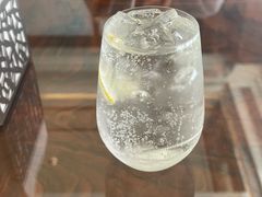 -上海和平饭店维克多咖啡厅 Victor's