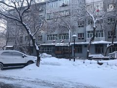 -乌鲁木齐市第一中学(健康校区)