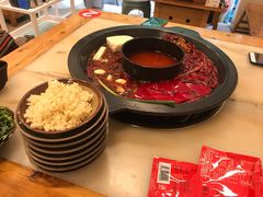 -黄潇洒老火锅(九眼桥宏济巷店)