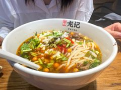 -湘人龙记老长沙米粉(鸟巢店)