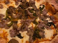 香肠蘑菇披萨-La Tavernetta(Bar à Vin)(乌鲁木齐路店)