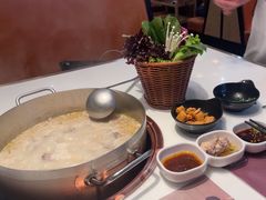 -洪氏嗨捞·猪肚鸡火锅(阳光天地店)