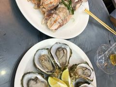 -覃记海鲜美食餐厅