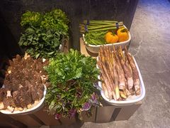 -忆江南·临江鱼馆