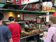 -六合夜市