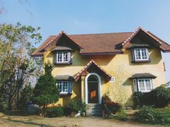 -黄色小屋