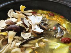 -菌乡缘·野生菌蒸汽鱼火锅(江边夜市店)