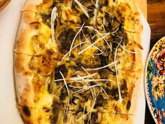 烤牛肉披萨-I HOLIC艾豪丽披萨(KKone店)
