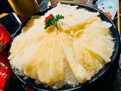 -老牌坊云南鱼豆花火锅(哈西万达店)