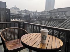 -星巴克臻选(成都宽窄巷子店)