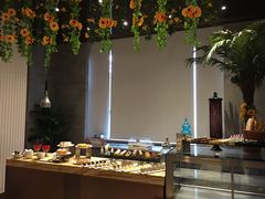自助取餐区-西藏饭店·亚克·食光自助餐厅(文殊院店)