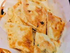 葱油饼-胖哥俩肉蟹煲(西单大悦城店)