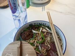 -镇南锅盖面馆(解放路店)