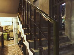 -In Style Hair Salon