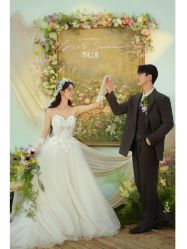 -雅云婚纱摄影工作室旗舰店