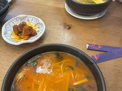 -桥香园云南过桥米线(红龙井店)