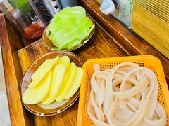 -周幺妹重庆老火锅(银泰城总店)