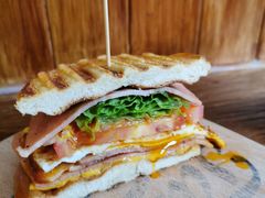 -Catch Bagel(芳草地店)