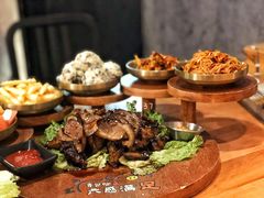 猪蹄套餐-肥肥虾庄·金牌油焖大虾(杨园滨江时代walk店)