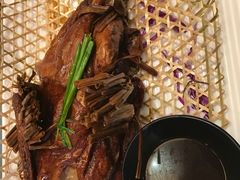 金牌香酥鸭-小龙酒家(桂平路店)