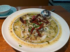 -鱼亨小鲜酸菜鱼(大信店)