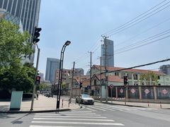 -上海市民办新华初级中学