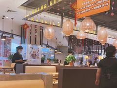 大堂-黄记煌三汁焖锅(顺义华联店)