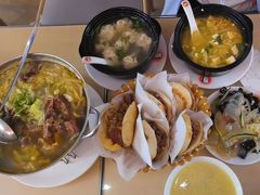 -闫家驴肉老店(华电一校店)