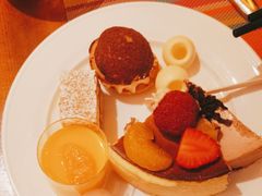 -岷山饭店-芝芝自助餐厅