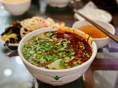 牛肉面-牛一嘴·兰州牛肉面·大盘鸡(财富中心店)