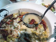 -江渔儿酸菜鱼·拔草餐厅(虎门君乐汇店)