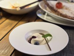 -MONICH牛排融合餐厅(和义大道购物中心店)