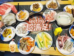 -锤头鲨毛肚海鲜烤肉自助餐厅(国购广场店)