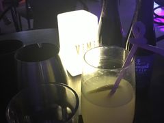 -vimi便利店酒吧