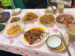 -堂瓦里·33年传统赣菜(第一街区店)