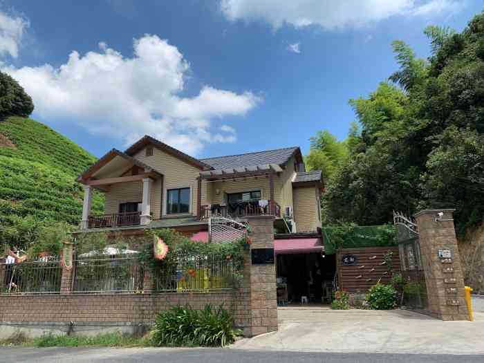 径山老谢农家乐-"径山老谢农家乐,那天去双溪漂流结束看到边.