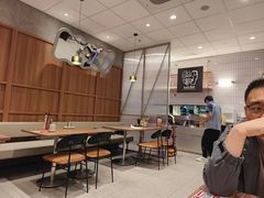 -必胜客(新中纬店)