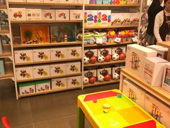 -名创优品(天河区正佳广场二店)