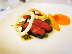 M7级和牛牛柳配手指胡萝卜-Jean Georges