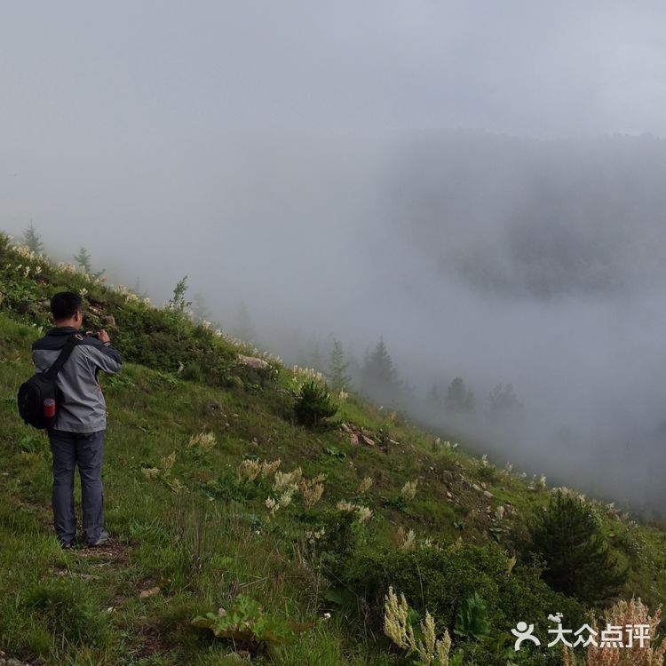 一脚踏两省的跑泉厂村